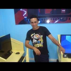 Meet your Posher, Asiel